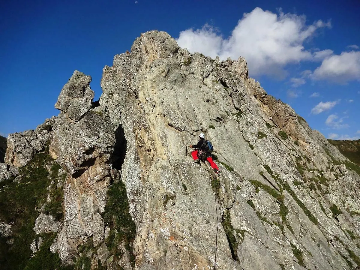 Refugi Del Gerdar Hostel Sorpe 0*,  Spain